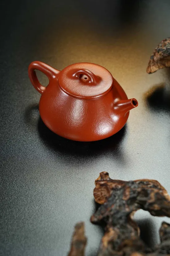 Yixing Clay Teapot Handcrafted Premium Zhu Ni 220cc Classic Design 3