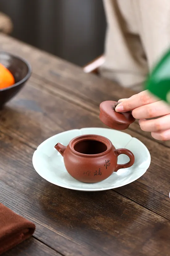 Exquisite Yixing Clay Teapot | Handcrafted Artisan Teapot Collection 3