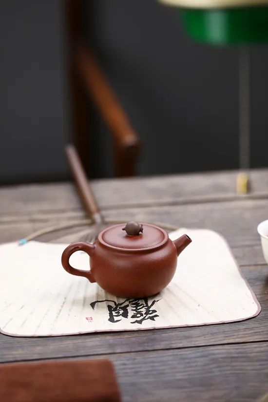 Exquisite Yixing Clay Teapot | Handcrafted Artisan Teapot Collection 5
