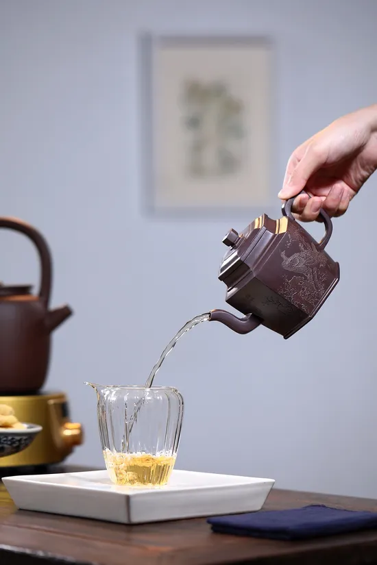 Yixing Zisha Teapot | Master Jiang Jianjun | Collectible Ceramic Artistry 6