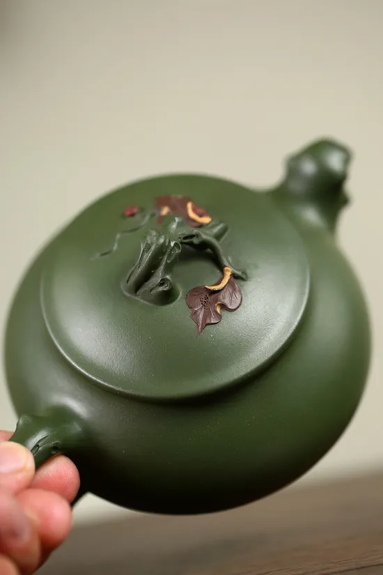 Authentic Yixing Zisha Teapot Handcrafted Artisan Pottery | Panhu 5