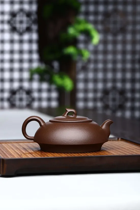 Premium Yixing Zisha Clay Teapot | Artisan Crafted Ceramic Teapots 1