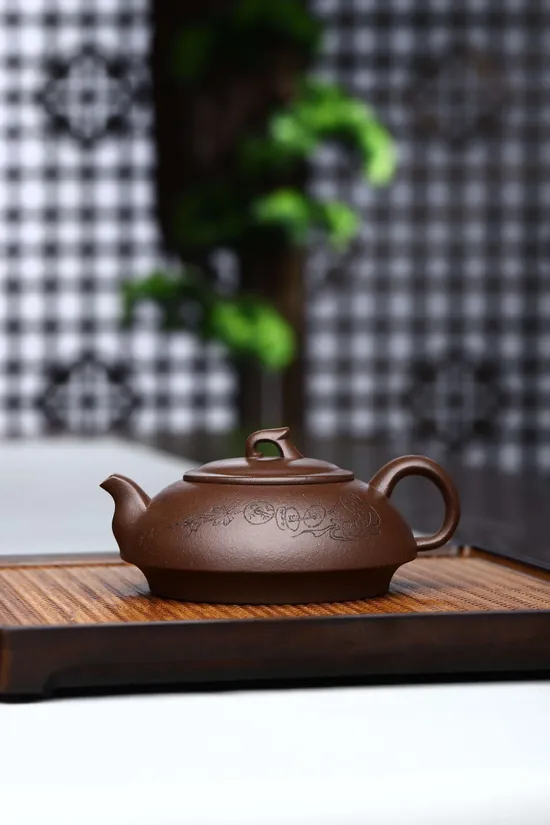 Premium Yixing Zisha Clay Teapot | Artisan Crafted Ceramic Teapots 7