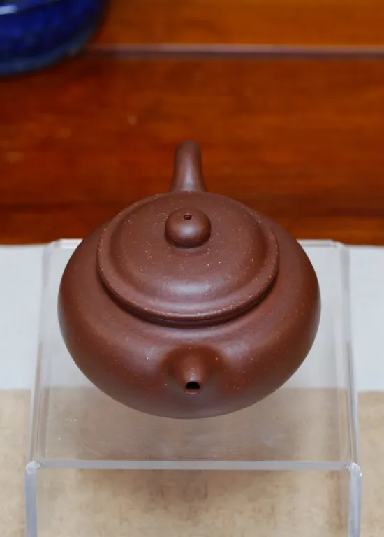 Handcrafted Yixing Zisha Teapot - Artisan Zhang Shaoying's Classic Design 7