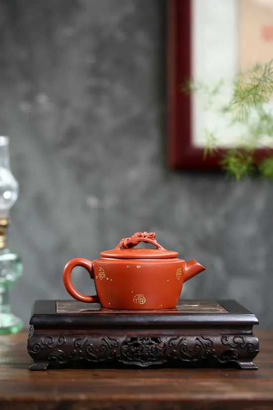 Yixing Zisha Teapot - Handcrafted Purple Clay Pot with Golden Patterns 4