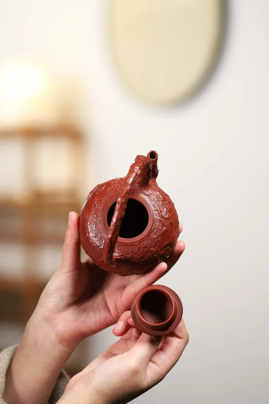 Premium Yixing Clay Teapot | Handcrafted Dragon Design & Authentic Craftsmanship 1