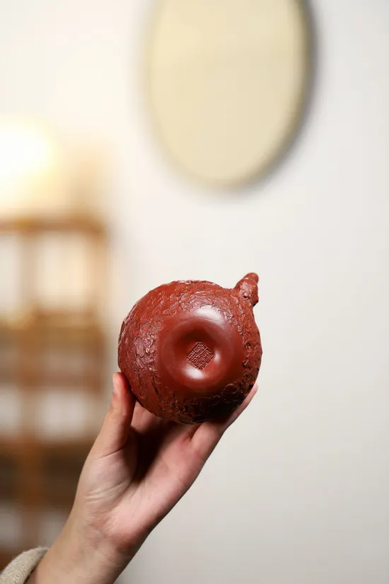 Premium Yixing Clay Teapot | Handcrafted Dragon Design & Authentic Craftsmanship 8