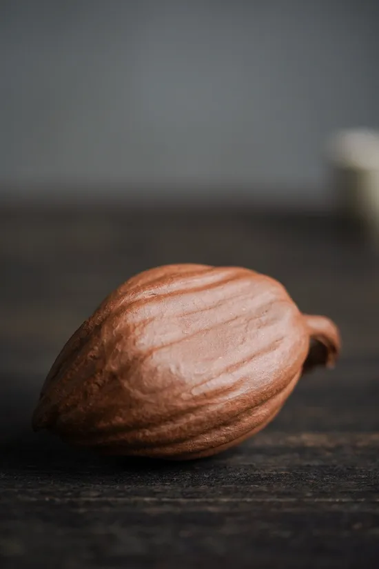 Exquisite Yixing Clay Teapot: Artisan Craftsmanship & Unique Design 7