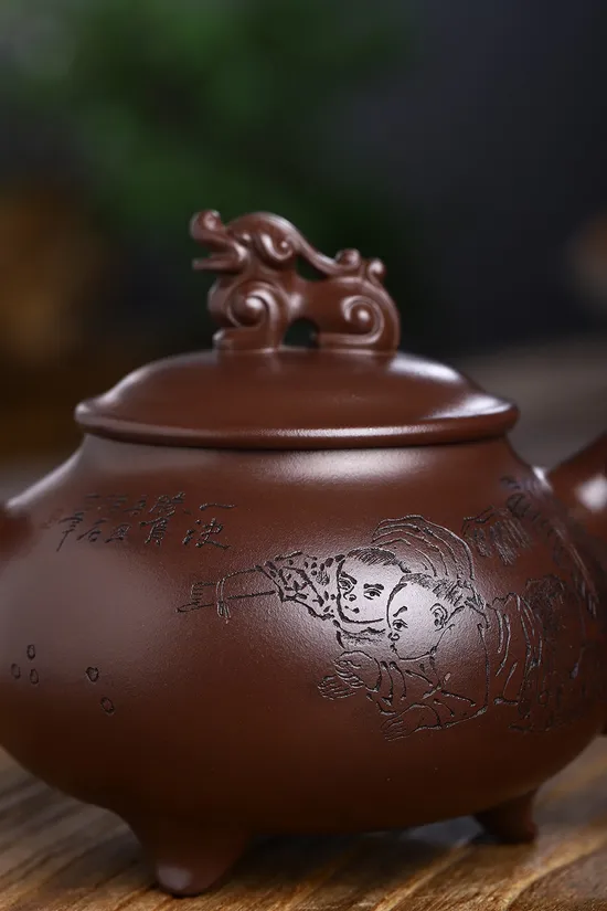 Premium Yixing Zisha Teapot – Double-Certified Masterpiece | Artisan Crafted 1