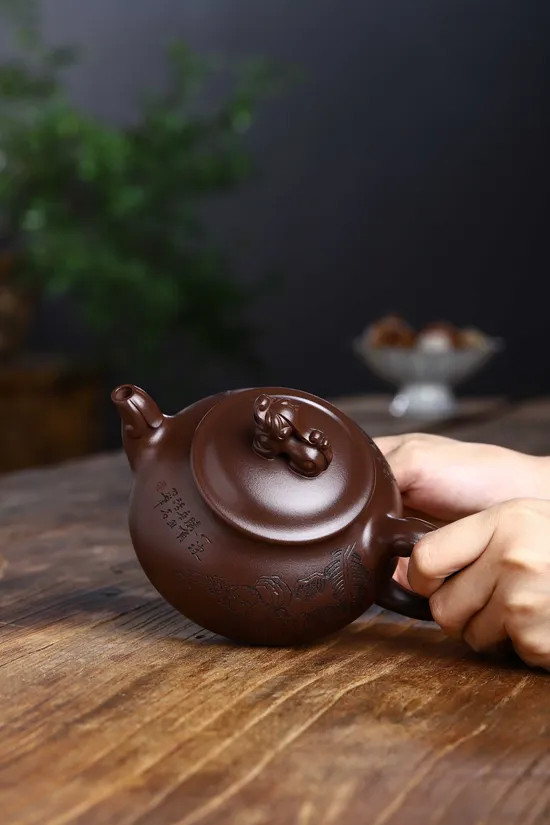 Premium Yixing Zisha Teapot – Double-Certified Masterpiece | Artisan Crafted 5