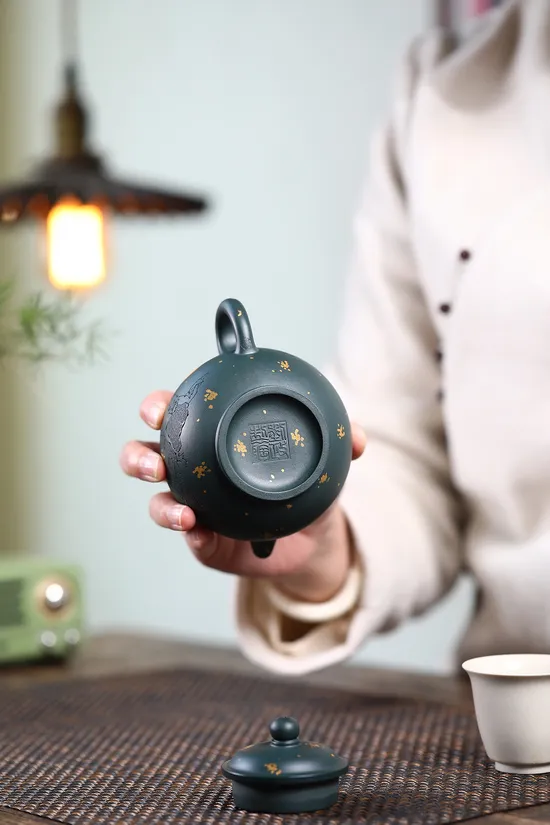 Premium Yixing Zisha Teapot | Handcrafted Collectible Artistry 5