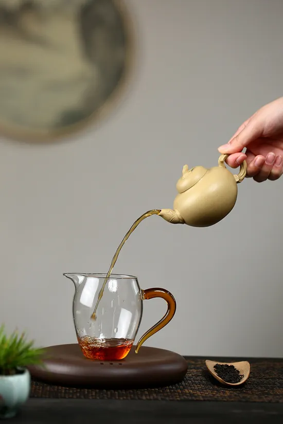 Yixing Zisha Teapot | Handcrafted Clay Teapot | Artisan Ceramics 5