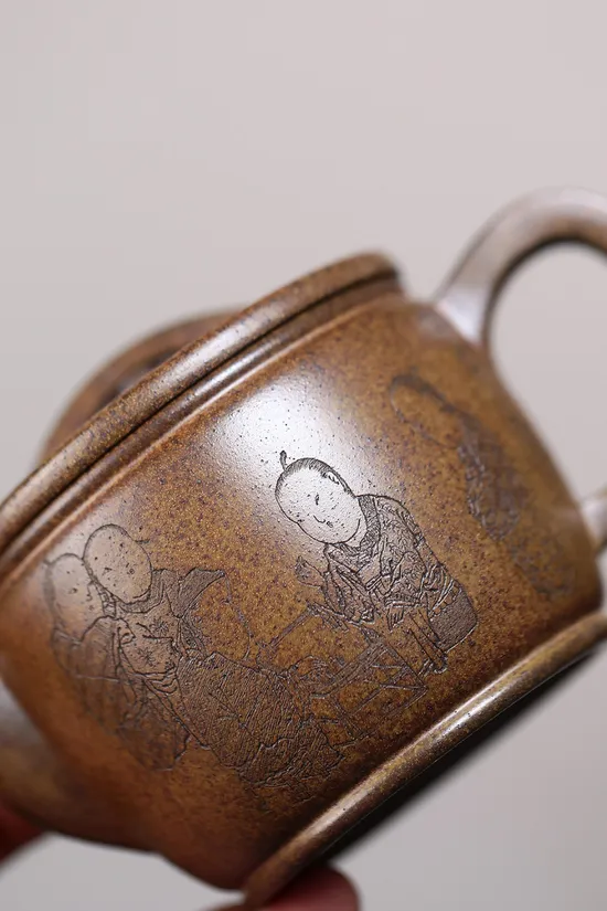 Premium Yixing Zisha Teapot: Ancient Fire-Marking Artistry 4
