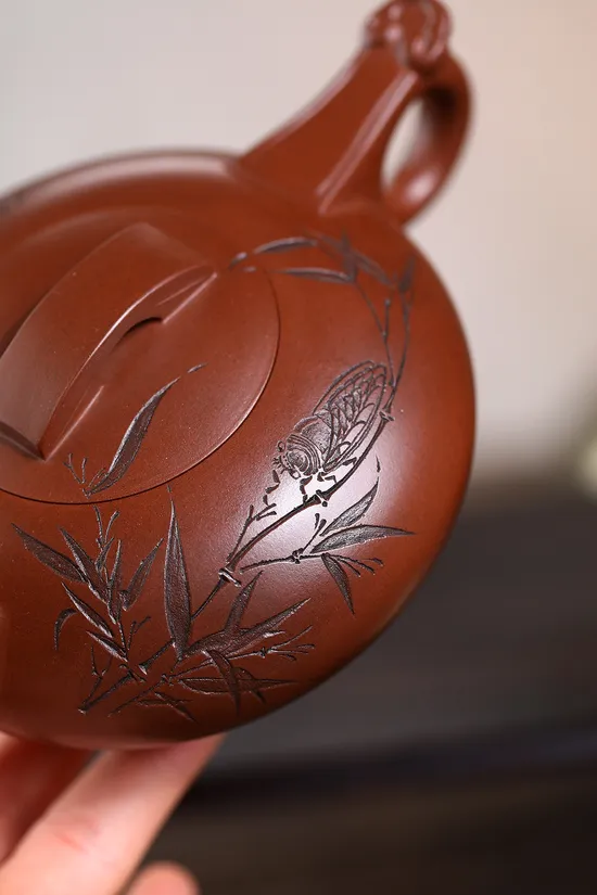 Yixing Clay Teapot | Collectible Masterpiece by Xu Aiping 1