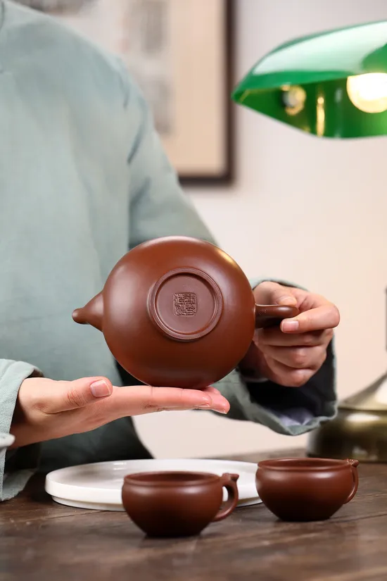 Yixing Clay Teapot | Collectible Masterpiece by Xu Aiping 8