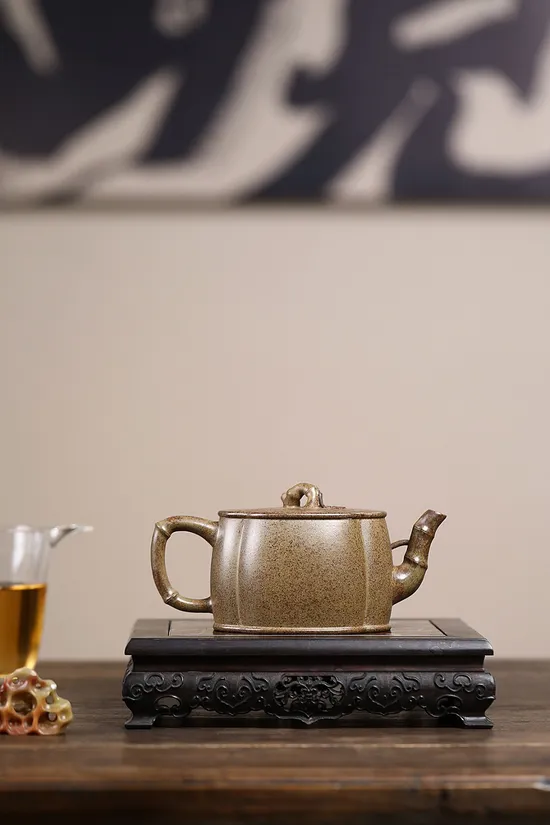 Handcrafted Yixing Clay Teapot: Bamboo Design & Ancient Firing Technique 4