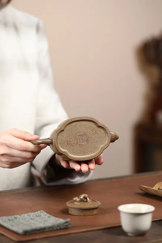 Handcrafted Yixing Clay Teapot: Bamboo Design & Ancient Firing Technique 6