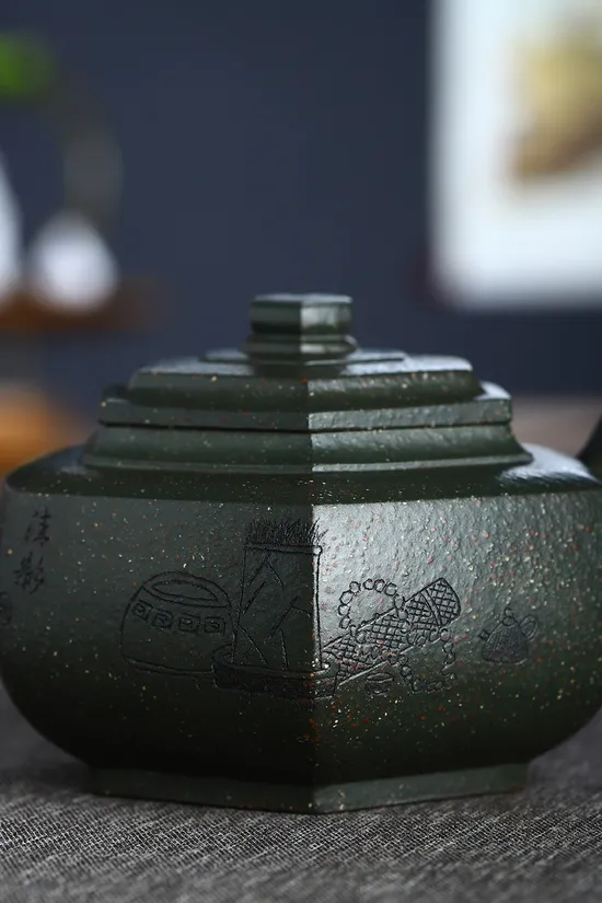 Premium Yixing Zisha Teapot – Artisan Crafted Purple Clay Teapot 6