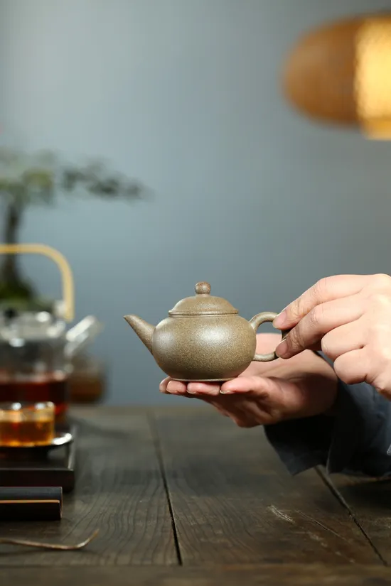 Yixing Zisha Teapot, Purple Clay Teapot, Handcrafted Teapot Online 4