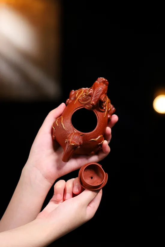 Yixing Zisha Teapot - Yang Junbao Handcrafted Collectible Art 7