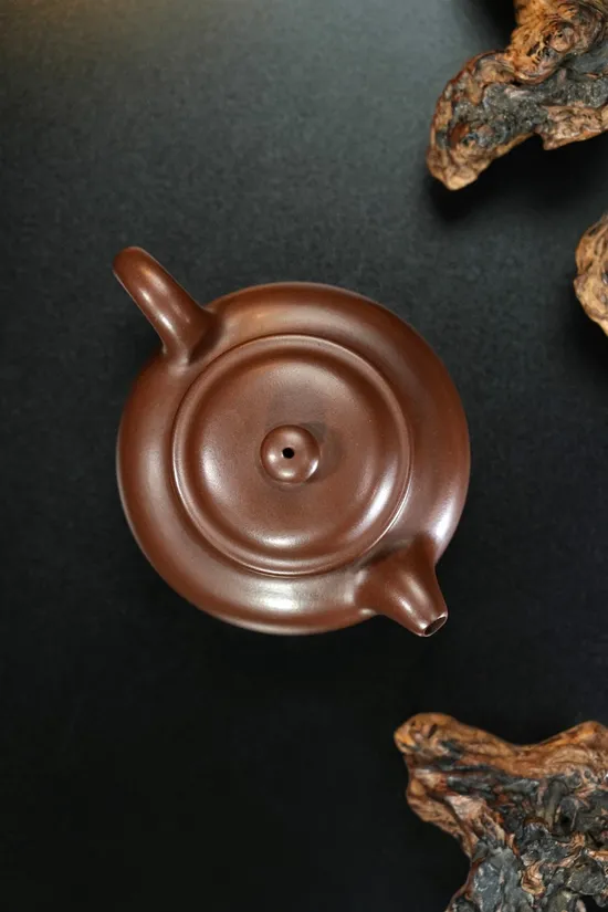 Premium Yixing Zisha Teapot | Artisan Clay Craftsmanship 6