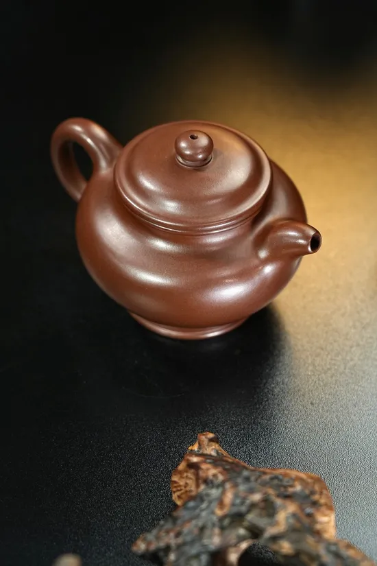 Premium Yixing Zisha Teapot | Artisan Clay Craftsmanship 7