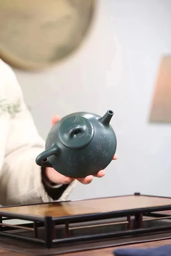 Premium Yixing Zisha Teapot - 70cc Handcrafted Artisan Wu Zhenyu 6
