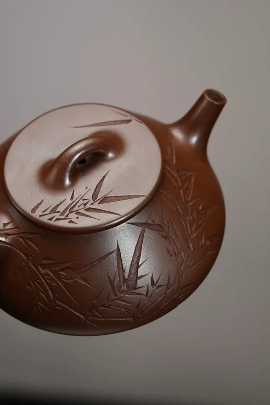 Zisha Teapots: handcrafted | 240ml capacity | vintage purple clay 7
