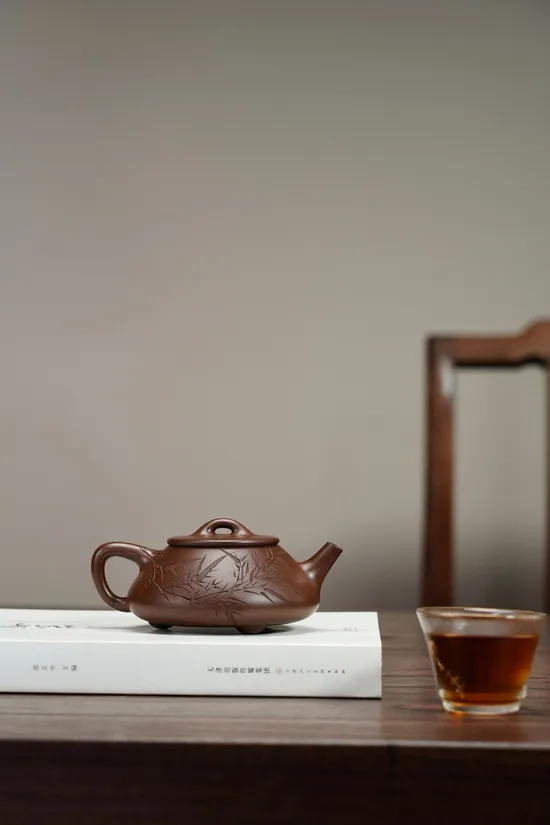 Zisha Teapots: handcrafted | 240ml capacity | vintage purple clay 8