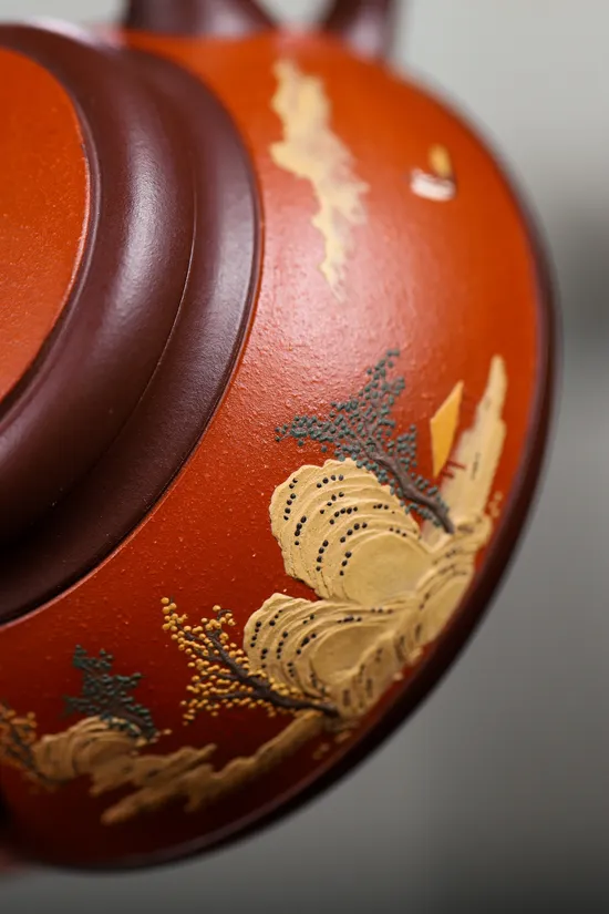 Handcrafted Yixing Clay Teapot | Master Yang Junbao Artisan 1