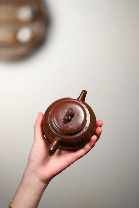 Premium Yixing Zisha Teapot | Gu Jingzhou Inspired | Handcrafted Artistry 7