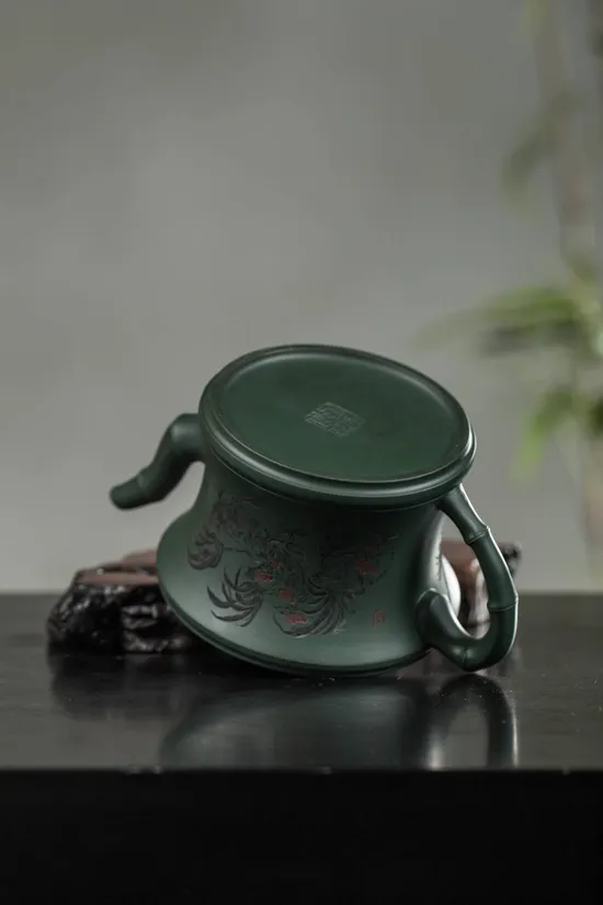 Yixing Clay Teapot | Handcrafted Zisha Hu | Rare Collectible Buy Now 1