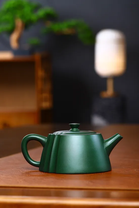 Premium Yixing Zisha Teapot | 260cc Rare Green Clay Handcrafted 1