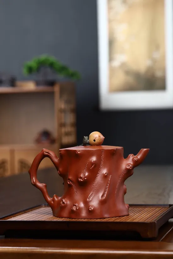 Handcrafted Yixing Zisha Teapot | Artisan Collectible | Fan Xijun 4