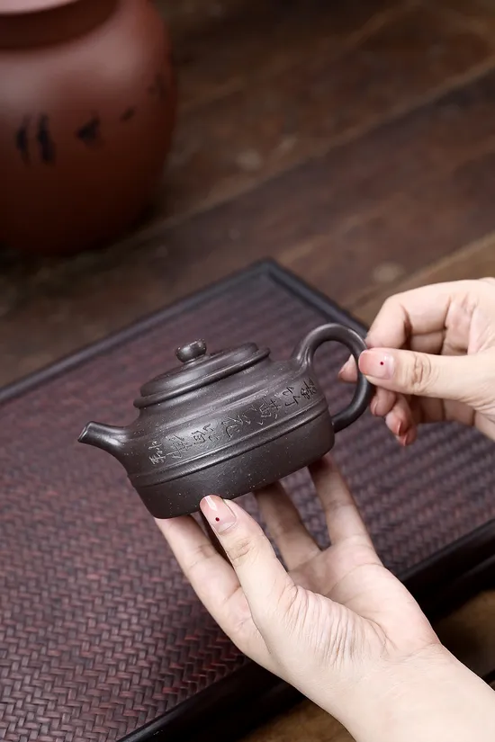 Premium Yixing Clay Teapot | Handcrafted Zisha Artisan Teapots 7