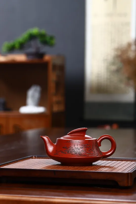 Handcrafted Yixing Zisha Teapot | Collectible Rare Clay Artistry 1