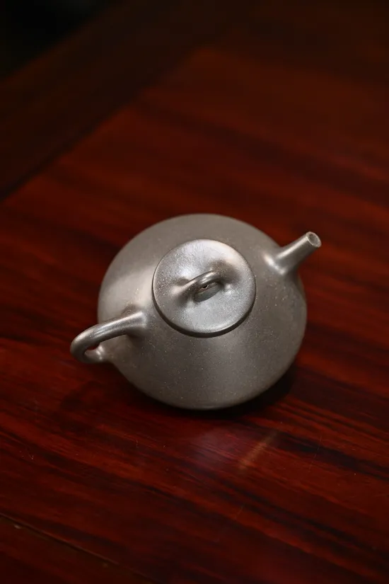Yixing Zisha Teapot | Handcrafted Qingduan Clay Stoneware Artisan 6