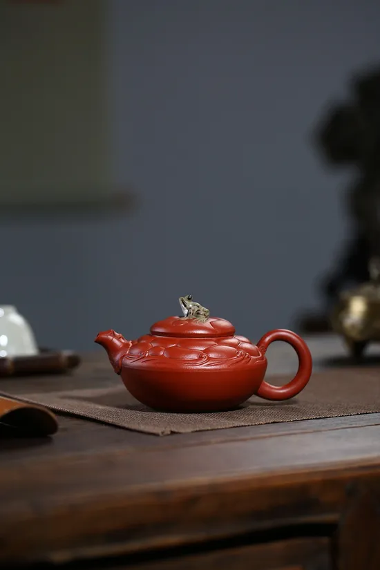 Premium Yixing Zisha Clay Teapot – Handcrafted Artisan Teapot 3