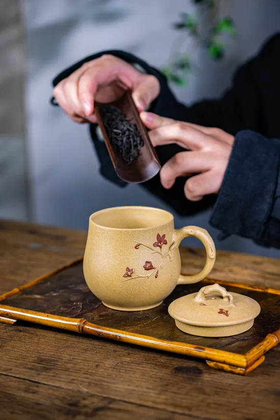 Yulan Blossom Zisha Teacup – Premium Handcrafted Chinese Clay Art 1