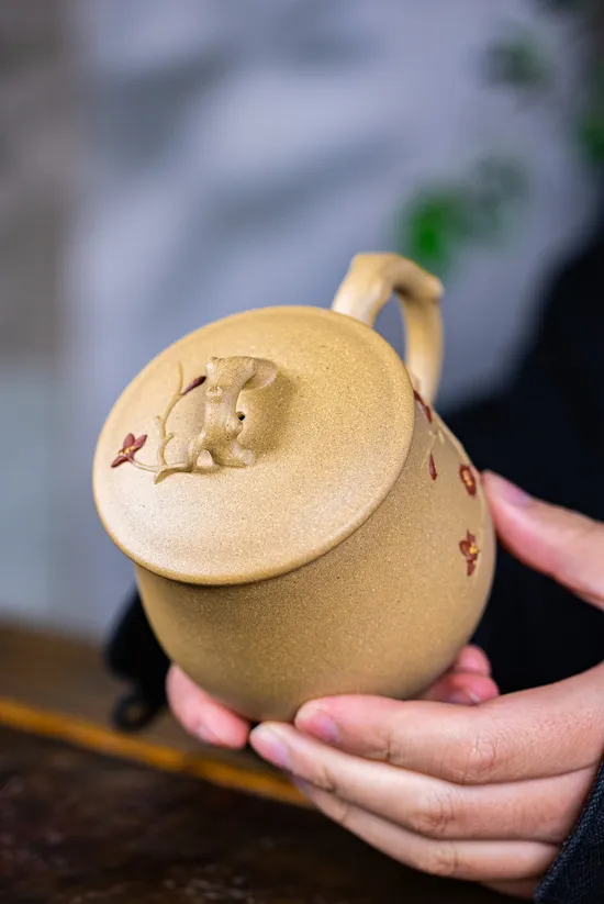 Yulan Blossom Zisha Teacup – Premium Handcrafted Chinese Clay Art 6