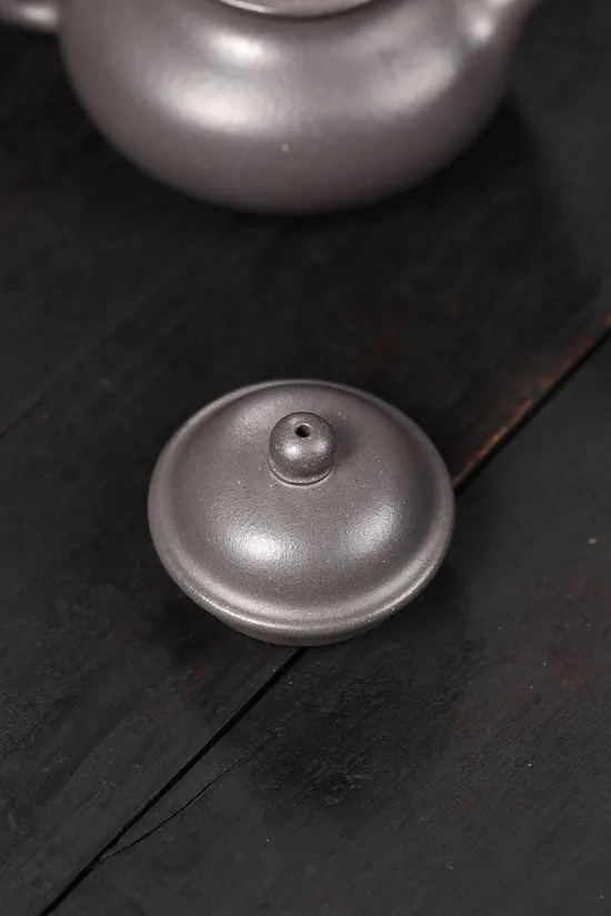 Handcrafted Yixing Zisha Teapot - Master Zhu Xinnan, Celestial Azure Clay 6