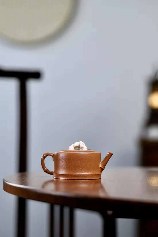 Premium Yixing Clay Teapot Handcrafted Artisan Teaware | Zisha 1