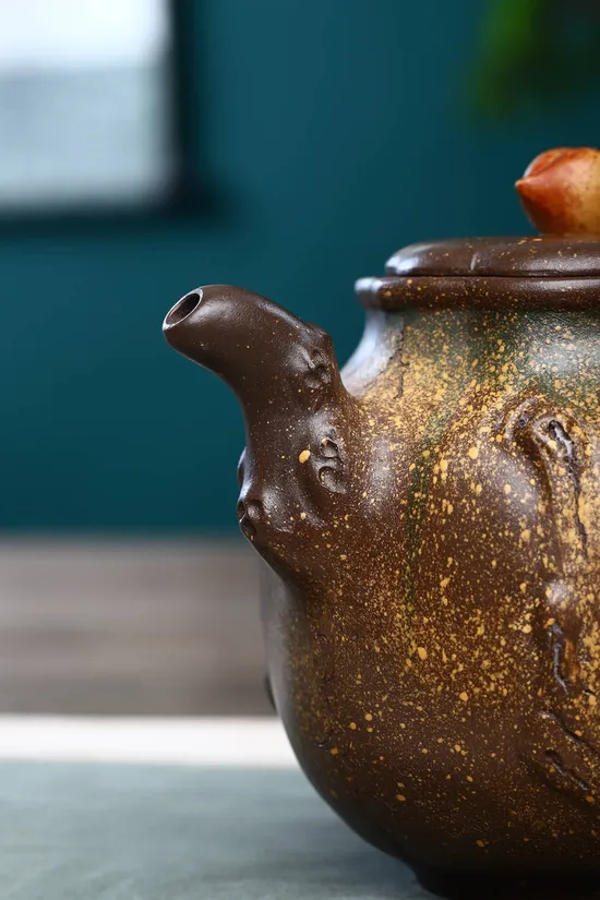 Yixing Zisha Teapot | Handcrafted Collectible by Fan Xijun 2