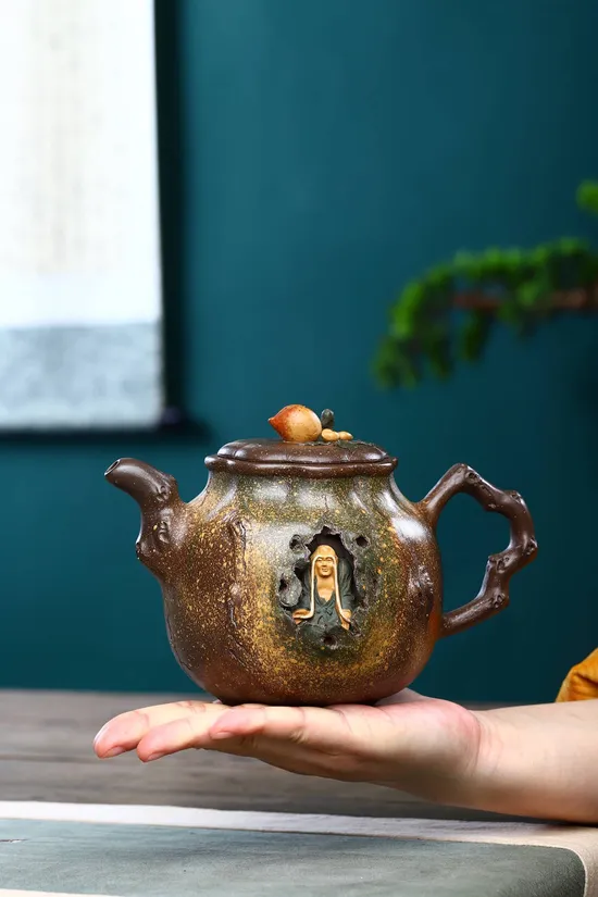 Yixing Zisha Teapot | Handcrafted Collectible by Fan Xijun 7