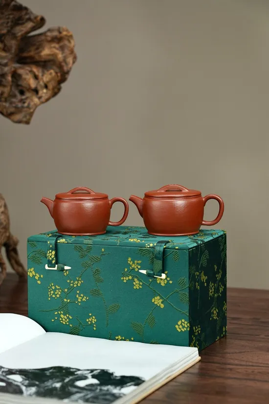 Premium Yixing Clay Teapot | Handcrafted Zisha Artisan Teapots 1