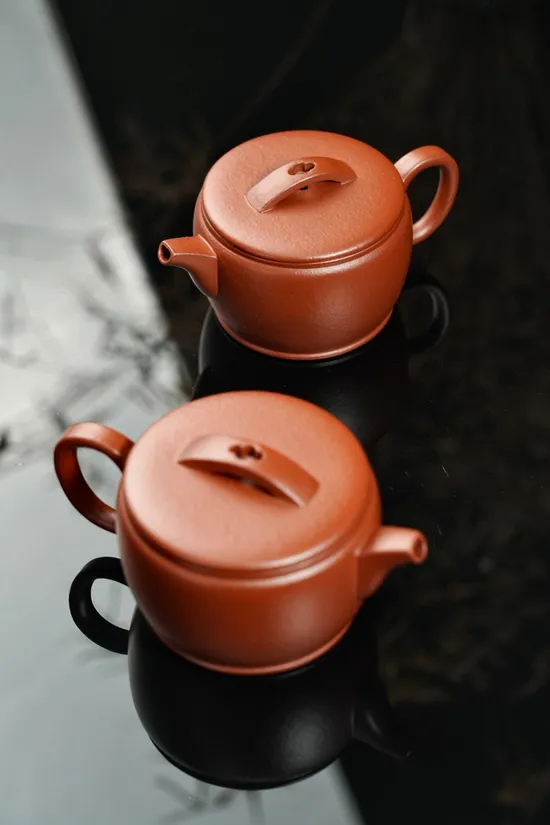 Premium Yixing Clay Teapot | Handcrafted Zisha Artisan Teapots 6