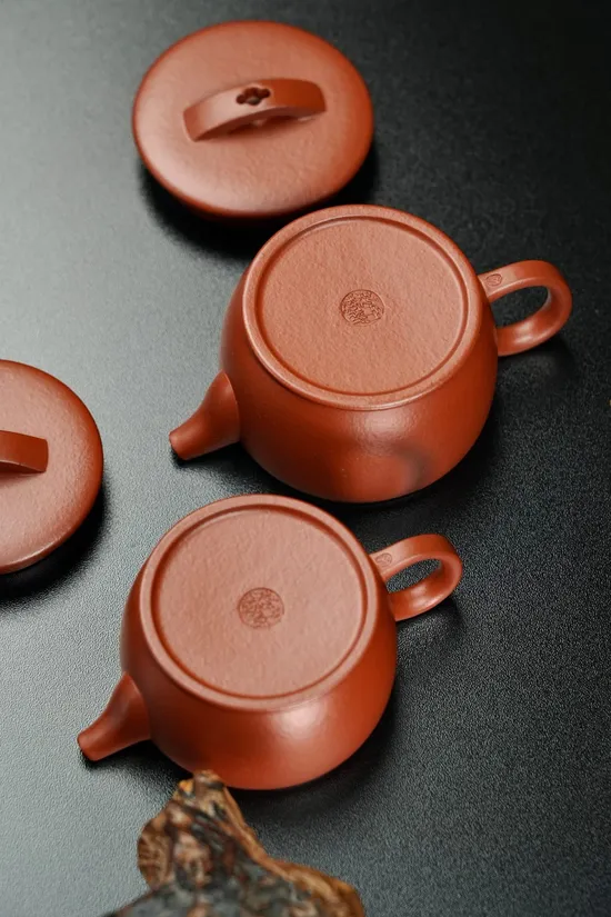 Premium Yixing Clay Teapot | Handcrafted Zisha Artisan Teapots 9