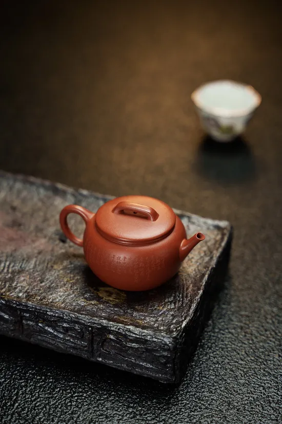 Premium Yixing Zisha Clay Teapot | Handcrafted 100cc Teapot 1