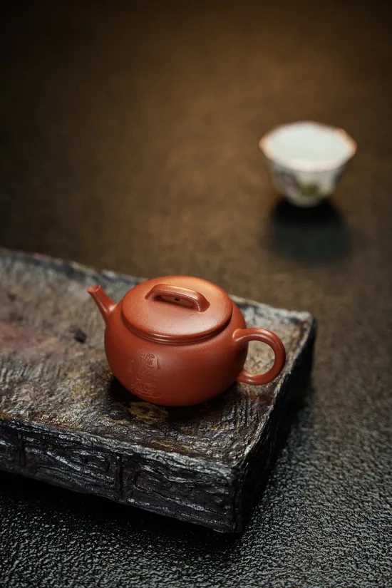 Premium Yixing Zisha Clay Teapot | Handcrafted 100cc Teapot 5