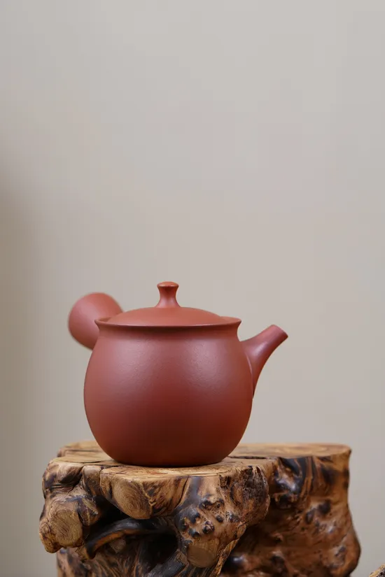 Yixing Clay Teapot | Tang Dynasty Style Handcrafted Teapot 2